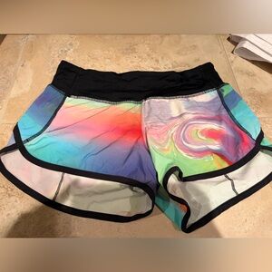 Lululemon sky to seawheeze shorts size 2